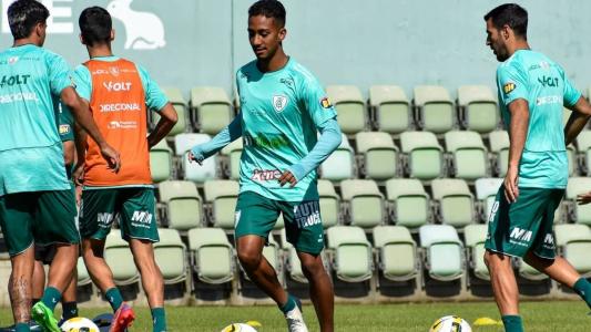 Arthur não jogará mais com a camisa do América