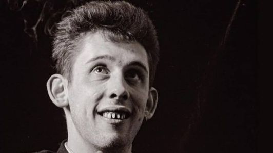Artista morreu aos 65 anos nesta quinta (30)