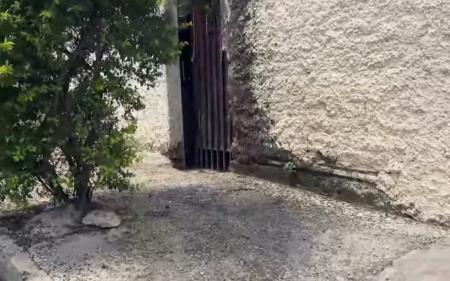 Vítima descansava ao ar livre no bairro Santa Mônica, em Venda Nova, quando foi surpreendida
