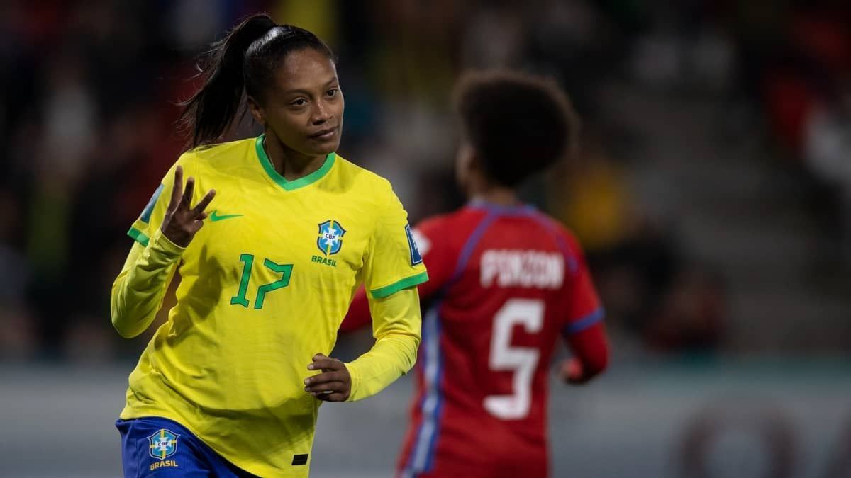 Emocionada, Ary Borges fala sobre estreia na Copa do Mundo Feminina: 'É um sonho'