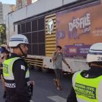 Homem persegue e espanca ex em bloco de Carnaval na Praça da Estação, em BH  