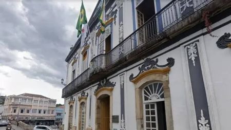 As aulas estão suspensas até o dia 5 de novembro