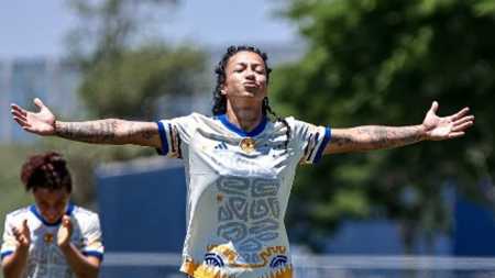 As Cabulosas golearam o Nacional por 6 a 0 e garantiram vaga na final