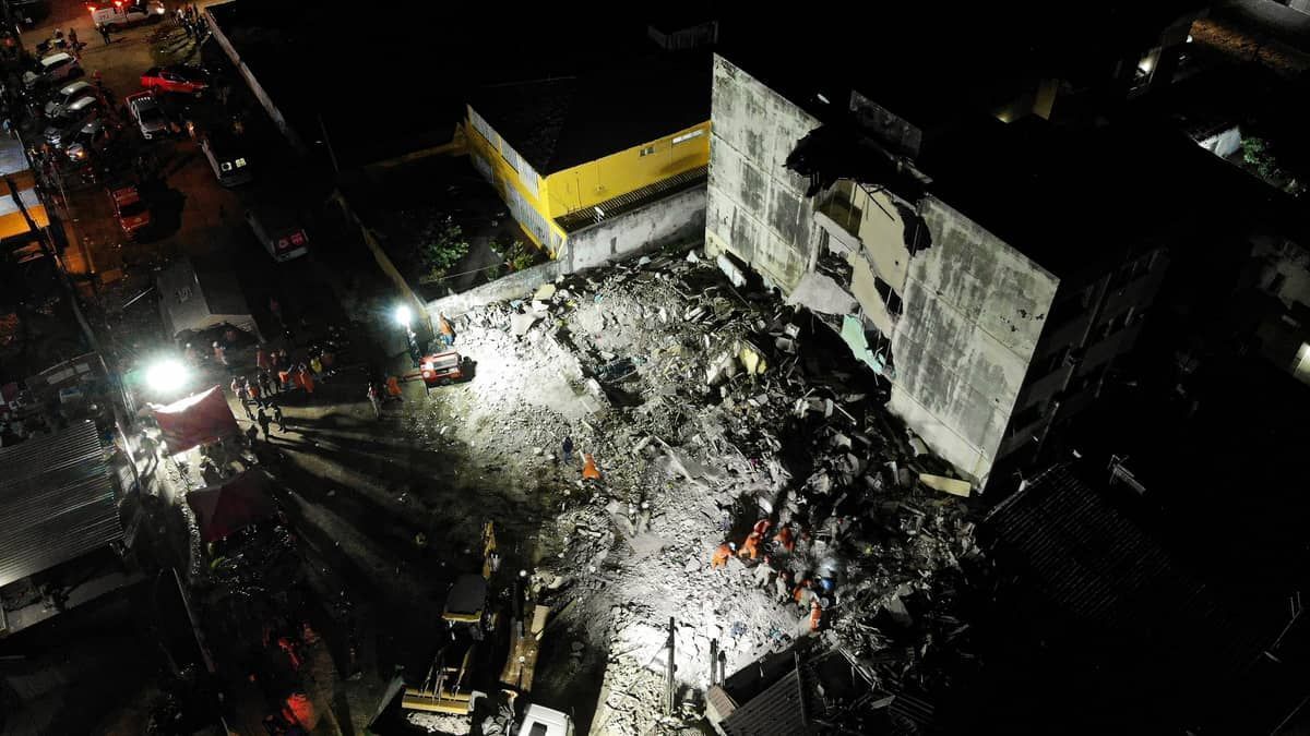 Número de mortos em desabamento de prédio em Olinda sobe para seis 