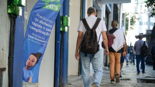 As contas ou dívidas em atraso, atinge, segundo o CNDL, quatro entre dez brasileiros adultos