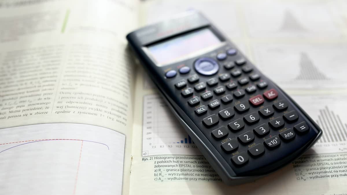Concurso da Defensoria Pública tem 30 vagas com salários de R$ 32 mil; saiba como se inscrever