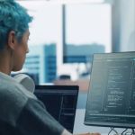 iFood abre inscrições para 50 mil bolsas gratuitas para cursos de tecnologia; veja como se inscrever 