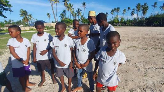 As peças para a ação no continente africano foram doadas pelo Instituto Galo