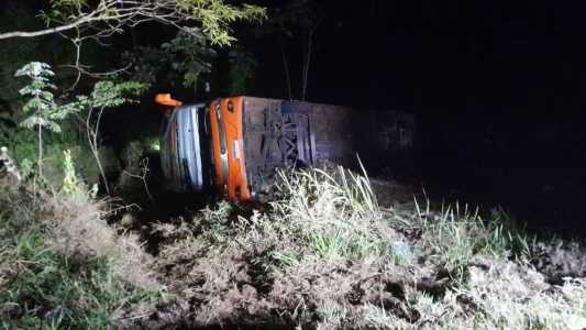 As vítimas foram socorridas para hospital em Juiz de Fora