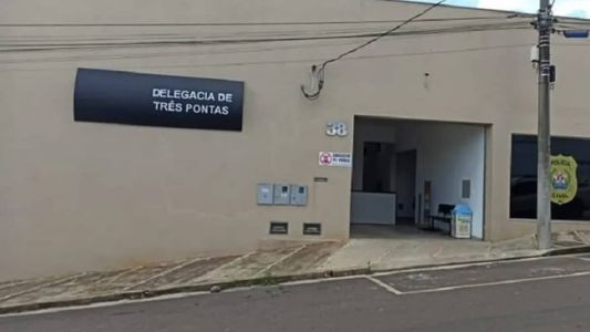 O pai e a babá tiveram uma briga corporal, conforme os militares