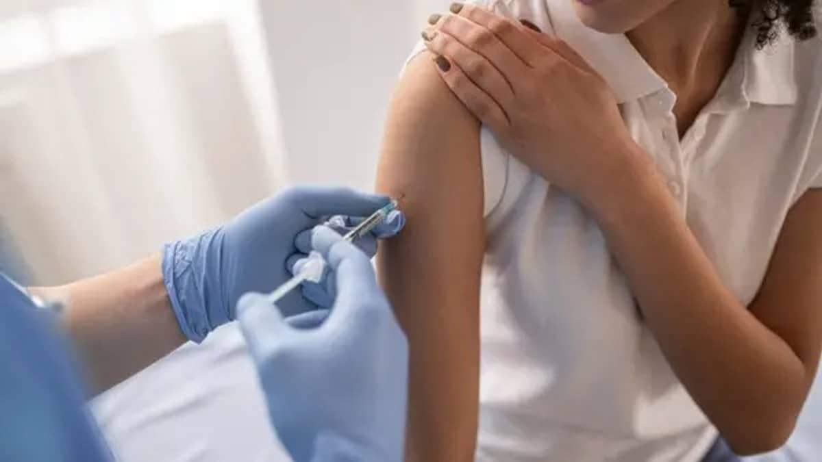 Vacinação contra gripe tem baixa adesão de grupos prioritários em BH