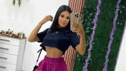 A jovem foi morta por esganadura no apartamento onde morava