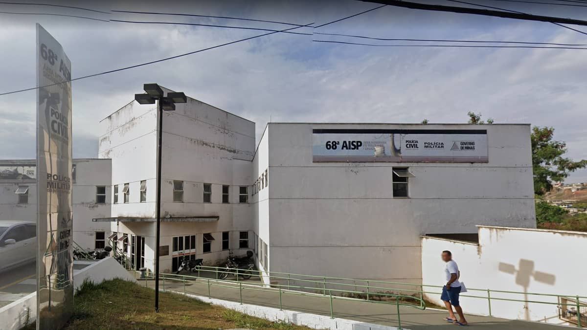 Sargento da PM passa a mão em mulher, é agredido, perde a arma e termina preso na Grande BH