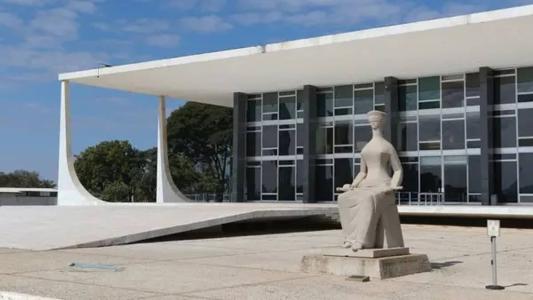 A decisão foi divulgada nesta terça-feira (18), após ele ser encontrado em Belo Horizonte pelo pai da vítima