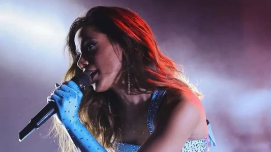 A cantora Anitta aparece na categoria Especiais, na subdivisão Lançamento em Língua Estrangeiro