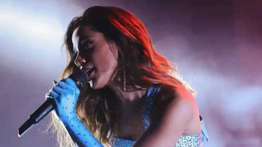 A cantora Anitta aparece na categoria Especiais, na subdivisão Lançamento em Língua Estrangeiro