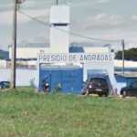Professor de escola dentro de presídio é preso por repassar drogas para detentos em Minas