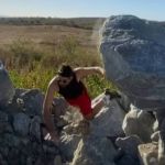 Vídeo: rocha de 3 toneladas cai sobre radialista que tentava tirar foto