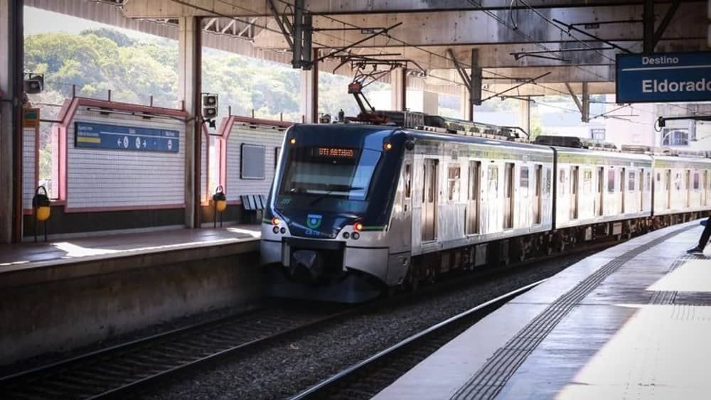 Metrô de BH aumenta oferta de trens para primeiro domingo de Enem
