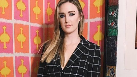 Ashley Johnson dublou a personagem principal do jogo e também participou da série da HBO