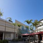 Quadrilha invade shopping em Barueri e rouba R$ 1 milhão em celulares 