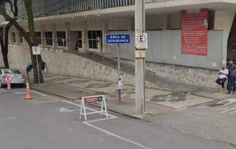 Uma mulher foi morta durante tentativa de assalto na noite desse sábado (25), na entrada da Linha Vermelha, na altura da Pavuna, na Baixada Fluminense.