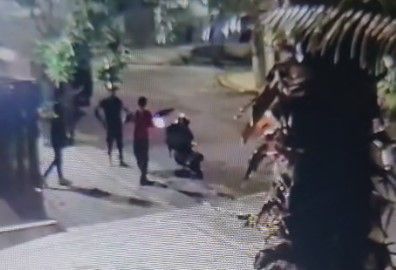 Vídeo mostra roubo de motos de entregadores em BH: ‘Pedi pelo amor de Deus para não me matar’