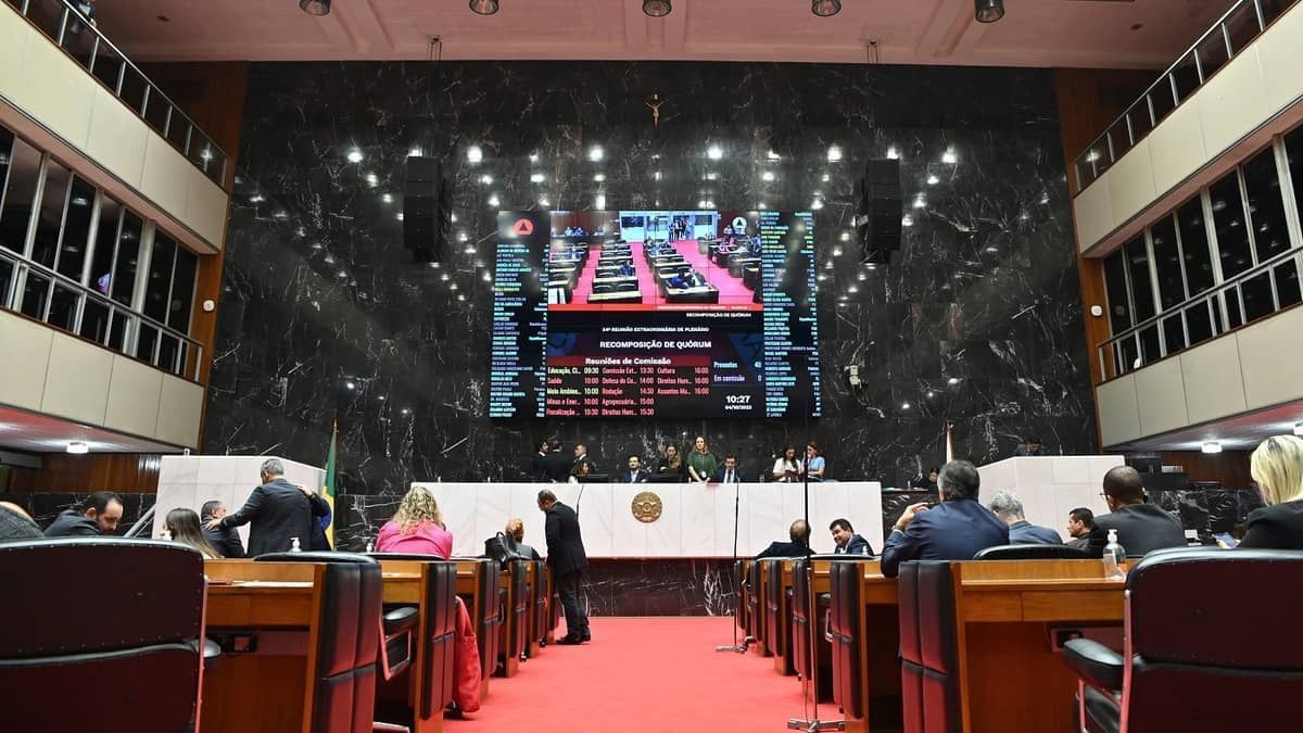 Regime de Recuperação Fiscal e PEC que elimina referendo para estatais já podem tramitar na ALMG