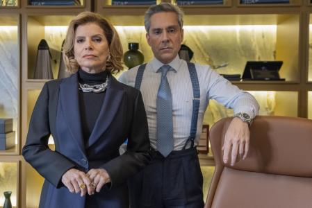 Odete Roitman (Debora Bloch) e Marco Aurélio (Alexandre Nero)