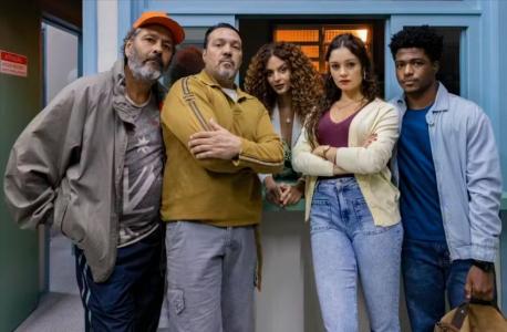Ferette (Murilo Benício) e Arminda (Grazi Massafera)