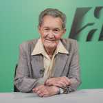 Léo Batista, da Globo, é internado em estado grave aos 92 anos