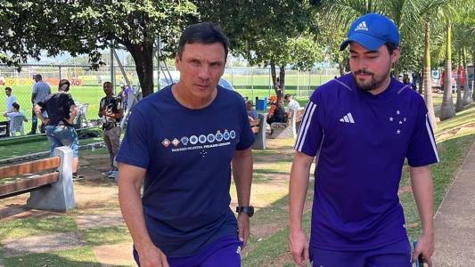 Assim como no jogo de ida, Zé Ricardo assistiu ao duelo entre Cruzeiro e Coimbra