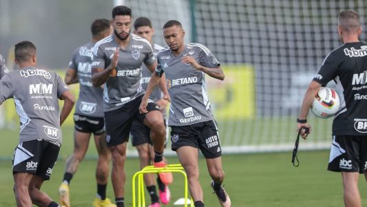 Atacante Ademir está próximo de trocar o Atlético pelo Bahia