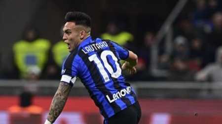 Atacante argentino fez o gol da vitória no clássico de Milão