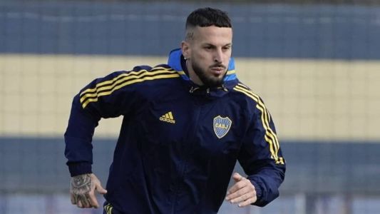 Atacante Benedetto, do Boca, em treinamento