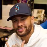 PSG confirma lesão no ligamento do tornozelo de Neymar