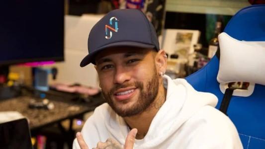 Atacante brasileiro vira desfalque no PSG