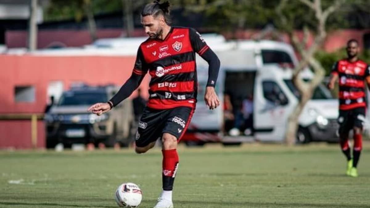 Atacante da Série B é diagnosticado com câncer de pele