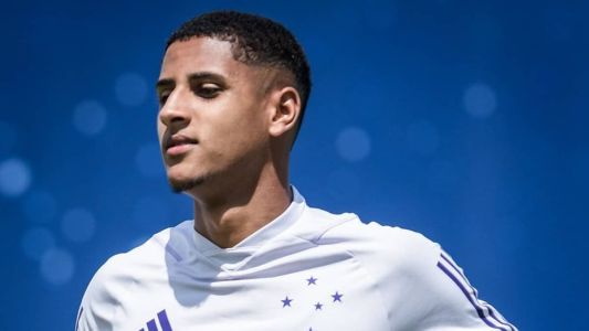 Atacante Fernando, artilheiro do time sub-20, foi relacionado para o jogo com o Flamengo