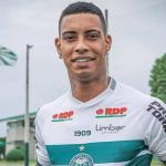 Alef Manga terá contrato rescindido com Coritiba após citação em denúncia do MP