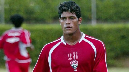 Atacante Hulk foi revelado na base do Vitória