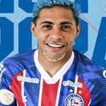 Bahia renova com Jacaré até 2024; atacante tem números expressivos