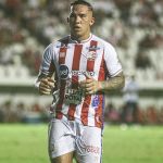 Náutico x Cruzeiro: Jael é substituído sob vaias, evita técnico e desce para vestiários