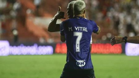 Atacante Júlio acumulou polêmicas nesta temporada pelo Náutico