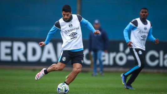 Atacante Luis Suárez tem situação incerta no Grêmio e pode jogar ao lado de Messi nos EUA