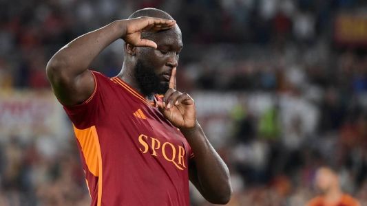 Atacante Lukaku durante partida pela Roma