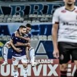 Rafael Sóbis posta golaço pelo Cruzeiro e pede placa no Mineirão