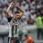 Paulinho, do Atlético, é o jogador sub-23 do Brasileirão com mais gols neste ano; veja números