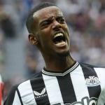 Newcastle joga bem e goleia o Aston Villa na estreia da Premier League