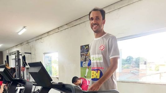 Atacante Thiago Ribeiro era uma das esperanças de gols do Jacaré no Mineiro